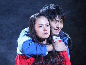 舞台「悼む人」最終舞台稽古 向井理、小西真奈美