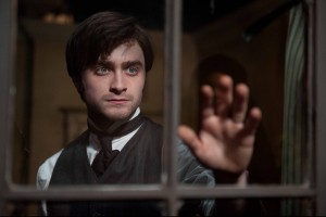 一度見たら、逃げられない！　恐怖と戦慄に満ちた「ウーマン・イン・ブラック」禁断の予告編、遂に解禁