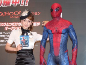 神田うの「新たにママ友ができて嬉しい」、東尾理子を祝福！「アメイジング・スパイダーマン」イベントに登場
