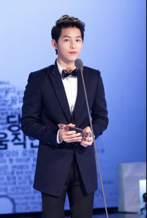 2012 Mnet Asian Music Awards in HONG KONGに出演が決まった、ソン・ジュンギ