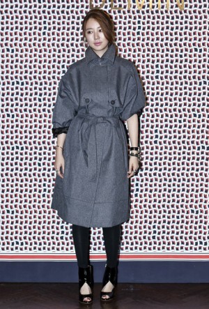 2012 Mnet Asian Music Awards in HONG KONGに出演が決まった、ユン・ウネ