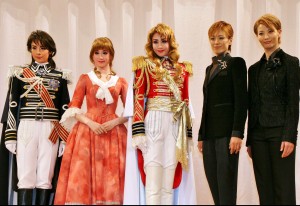 宝塚歌劇団月組公演「ベルサイユのばら-オスカルとアンドレ編-」制作発表