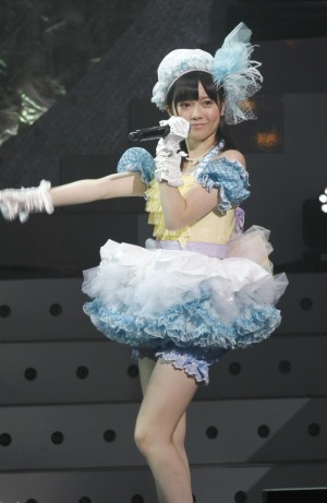 ぱるるがさしこの「それでも好きだよ」をキュートに披露 第2回 AKB48紅白対抗歌合戦