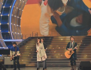 紅組トリをつとめるいきものがかり