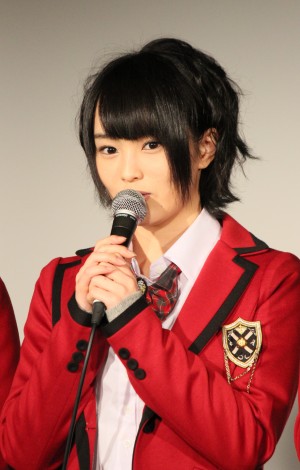 「てっぺんとったんで!完全版」完成披露試写会に出席したNMB48・山本彩