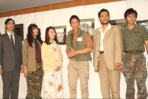 舞台「ホテル マジェスティック ~戦場カメラマン澤田教一 その人生と愛~」囲み取材