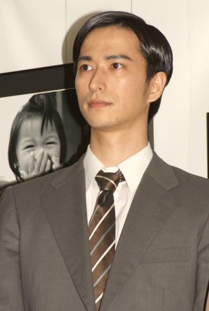 舞台「ホテル マジェスティック ~戦場カメラマン澤田教一 その人生と愛~」囲み取材