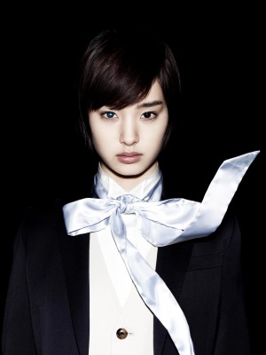 剛力彩芽、『黒執事』でキャリア初の男装の麗人に！ 原作者「個人的に萌えます」