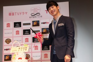 東京国際ドラマ祭に登場した、キム・ジェウォン