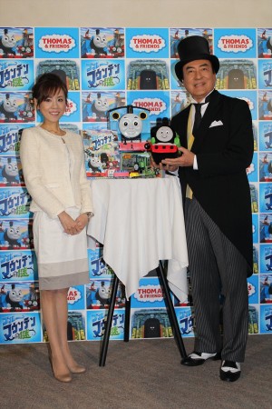 『きかんしゃトーマス ブルーマウンテンの謎』イベントに登場した高橋英樹、高橋真麻