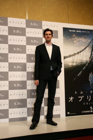 『オブリビオン』来日記者会見に登場したジョセフ・コシンスキー監督