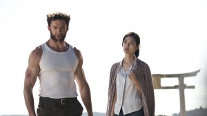 ヒュー・ジャックマンと日本人モデルTAO『ウルヴァリン』2ショット写真解禁