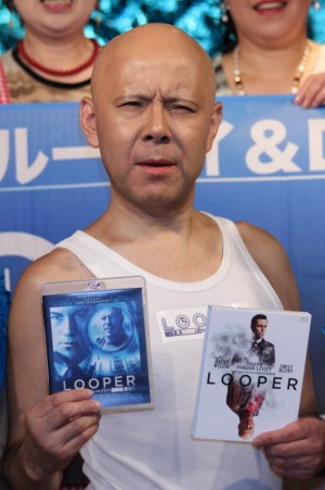 『LOOPER/ルーパー』応援団就任式に登場した、プチ・ブルース