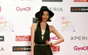 水原希子、『MTV VIDEO MUSIC AWARDS JAPAN 2013』レッドカーペット
