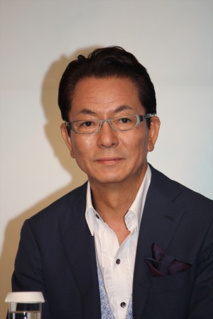 『少年H』完成報告会見に登場した水谷豊