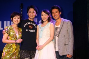 (左から)土居裕子、岡田浩暉、貴城けい、戸井勝海、『テン・ミリオン・マイルズ』製作発表