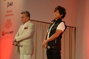 「ジオニックトヨタ」スペシャルトークショーに登壇した池田秀一(左)と古谷徹(右)