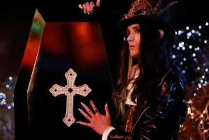 ミステリアスな遺体運搬人・葬儀屋ジェイ役に栗原類