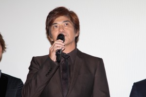 『人類資金』初日舞台挨拶に出席した、佐藤浩市