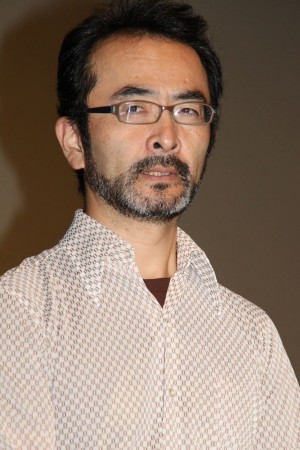 『ほとりの朔子』舞台挨拶に出席した、古舘寛治