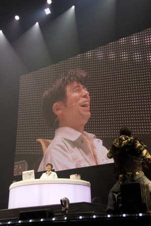 「ゲームセンターCX 有野の挑戦in武道館」の模様