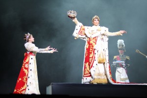 夢咲ねね、柚希礼音、宝塚歌劇団星組公演『眠らない男・ナポレオン‐愛と栄光の涯(はて)に‐』製作発表会見にて