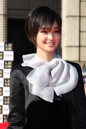 剛力彩芽、『黒執事』完成報告イベントにて