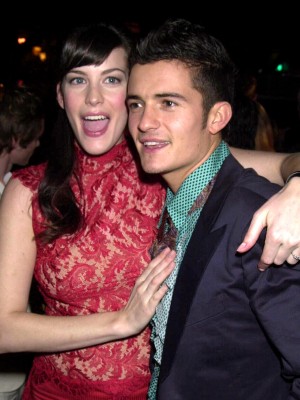 友達以上の関係に発展!?(写真は2001年頃のオーランドとリヴ)