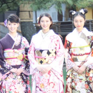 2014年オスカープロモーション晴れ着撮影会にて