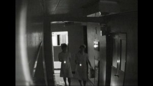 深夜の病院で起こった怪奇現象　 監視カメラに映った想像を絶する恐怖映像