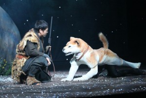 勝村政信、『冬眠する熊に添い寝してごらん』フォトコール&囲み取材にて