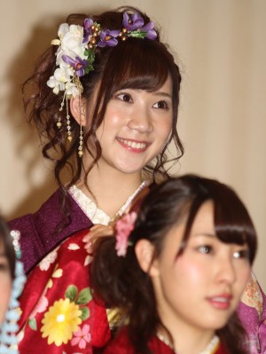 AKB48グループ成人式記念撮影会の模様 鈴木紫帆里