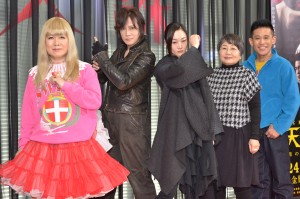 『天誅~闇の仕置人~』制作発表会見に出席した、三ツ矢雄二、京本政樹、小野ゆり子、泉ピン子、柳沢慎吾