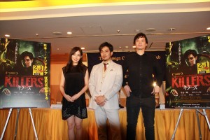 北村一輝、高梨臨、ティモ・ジャヤント監督(モー・ブラザーズ)