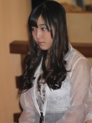 増上寺で新曲ヒット祈願を行ったモーニング娘。’14・譜久村聖