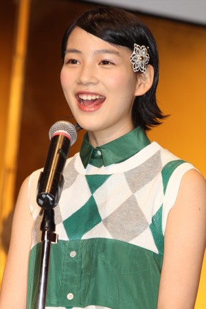 「2014年エランドール賞」授賞式で新人賞を受賞した能年玲奈
