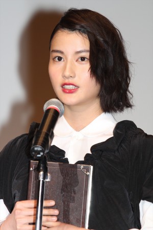 「2014年エランドール賞」授賞式で新人賞を受賞した橋本愛