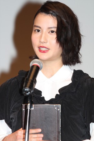 「2014年エランドール賞」授賞式で新人賞を受賞した橋本愛