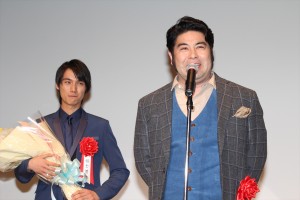 新人賞のお祝いゲストに『あまちゃん』から皆川猿時が祝福に駆けつけた