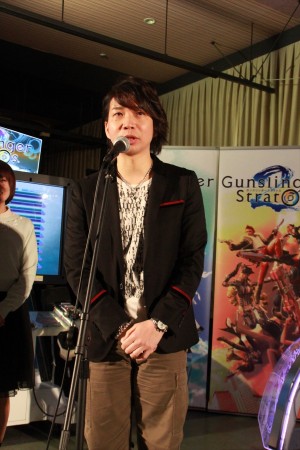 『ガンスリンガー ストラトス2』オープニングイベントに登壇した諏訪部順一