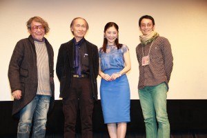 左から大林宣彦監督、品川徹、常盤貴子、内田周作、『野のなななのか』舞台挨拶にて