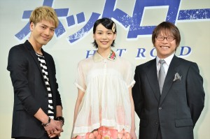 『ホットロード』製作報告会見にて(左から登坂広臣、能年玲奈、三木孝浩監督)