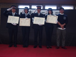 橋本愛、 『大人ドロップ』伊豆凱旋イベントでは「一日ミス伊豆急」に!(左から2番目)