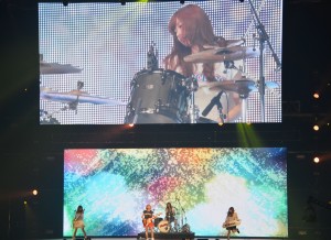 <GirlsAward 2014春夏>のステージで熱唱したSilent Siren