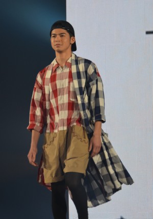 『GirlsAward 2014 SPRING/SUMMER』ランウェイに『テラスハウス』メンバーが登場! 菅谷哲也