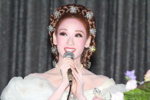蘭乃はな、宝塚花組公演『エリザベート‐愛と死の輪舞(ロンド)‐』制作発表会にて