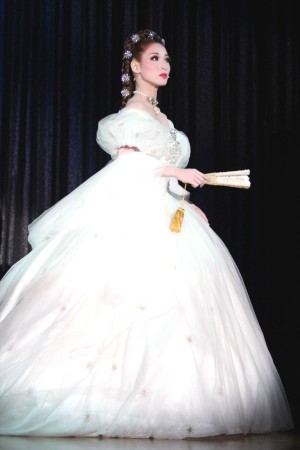 蘭乃はな、宝塚花組公演『エリザベート‐愛と死の輪舞(ロンド)‐』制作発表会にて