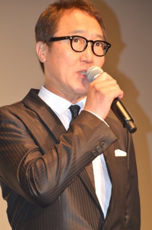 佐野史郎、『オー!ファーザー』完成披露試写会にて
