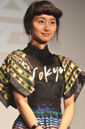 忽那汐里、『オー!ファーザー』完成披露試写会にて