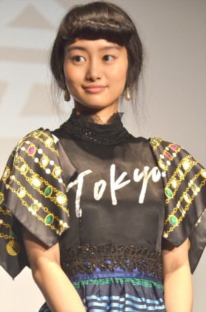 忽那汐里、『オー!ファーザー』完成披露試写会にて